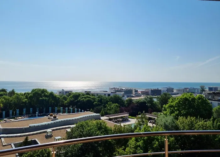 Samali Aparthotel 3*